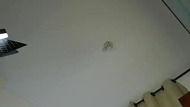 Rebeca Marchetti online show from 04/07/26, 08:43