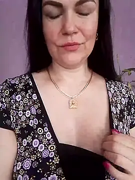 AmyLove471 online show from 05/13/26, 08:10