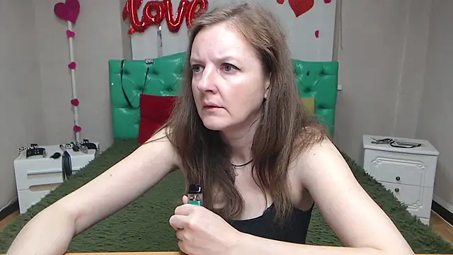 MeganPirs online show from 05/30/26, 05:07