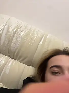 Snapshot of TiffanyCouture chatting on 02/28/26, 05:45 TiffanyCouture online show from 02/28/26, 05:45