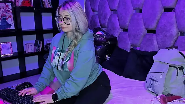 Maky Coss online show from 03/12/26, 01:15