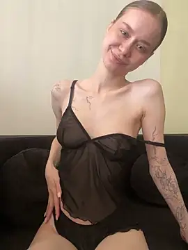 CarolinaMaison online show from 03/24/26, 10:26