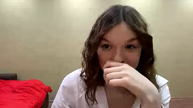 AliveCute online show from 03/12/26, 05:39