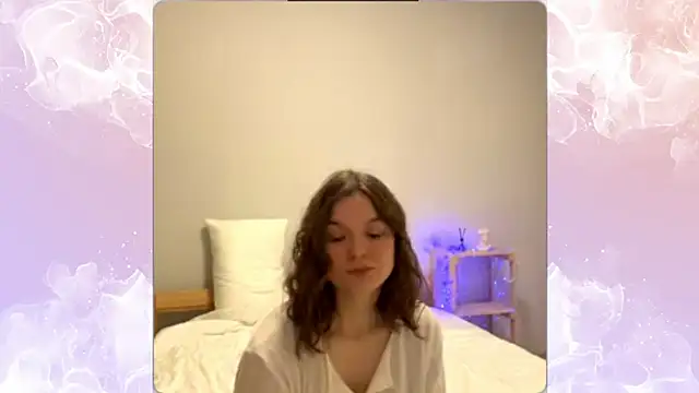 AliveCute online show from 04/15/26, 06:01