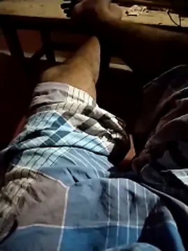 sathish2895 online show from 04/16/26, 04:19