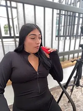 GeorgiaPink  online show from 03/25/26, 09:03