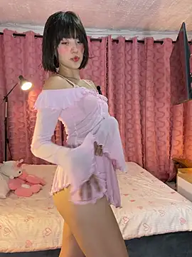 AitanaJhons  online show from 04/06/26, 10:49