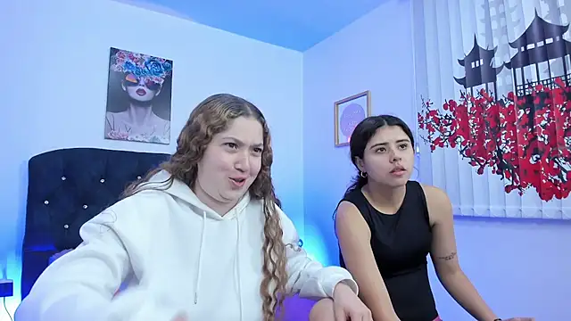 valeria and zoe online show from 03/09/26, 01:47