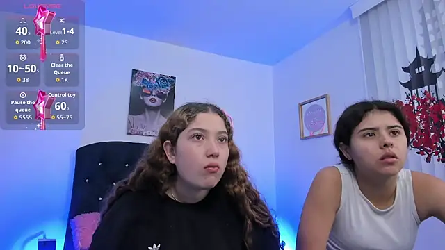 valeria and zoe online show from 03/31/26, 01:46