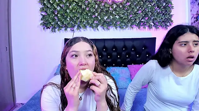 valeria and zoe online show from 05/29/26, 02:12