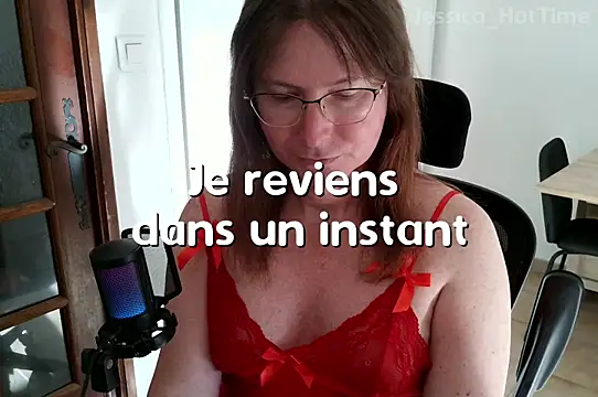 Snapshot of Jessica_hotTime chatting on 04/08/26, 04:19 Jessica hotTime online show from 04/08/26, 04:19