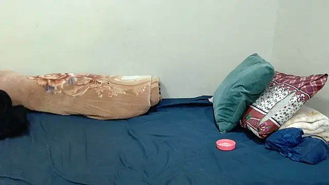 Freakycandy02 online show from 05/10/26, 08:22