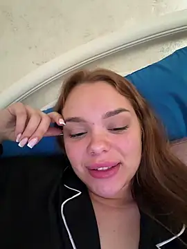 Kitty2490 online show from 02/26/26, 08:14