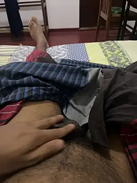 Snapshot of dvnd97 chatting on 04/05/26, 10:55 dvnd97 online show from 04/05/26, 10:55