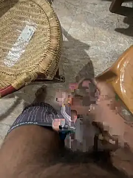 Snapshot of dvnd97 chatting on 04/03/26, 05:52 dvnd97 online show from 04/03/26, 05:52