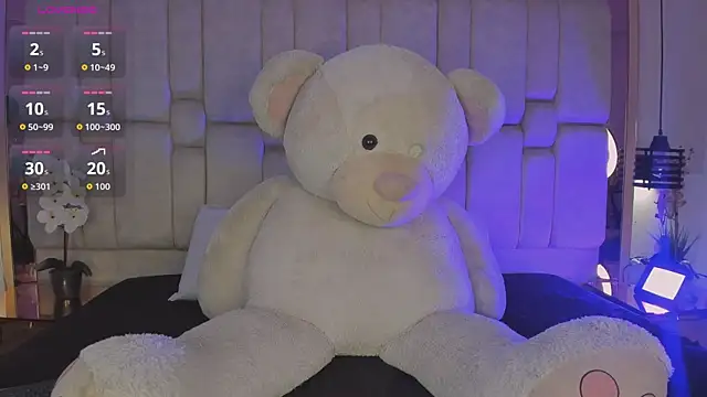 AgathaUwuDoll online show from 05/03/26, 12:27