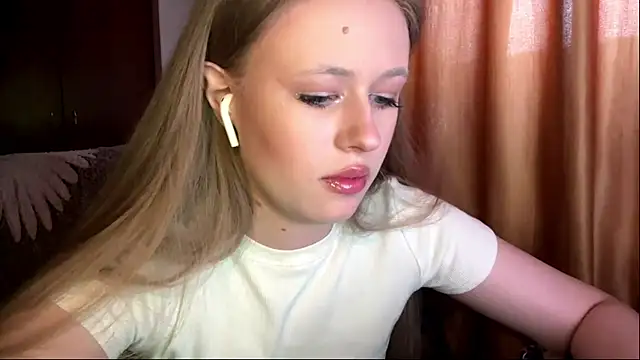 lisa high online show from 02/27/26, 08:14