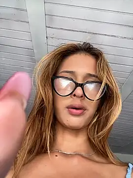 Snapshot of Angela_Garciaa chatting on 07/16/26, 07:44 Angela Garciaa online show from 07/16/26, 07:44