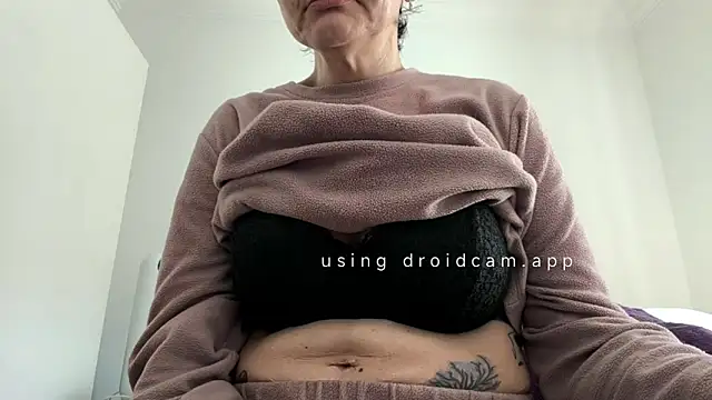 MinaMask online show from 03/10/26, 01:48