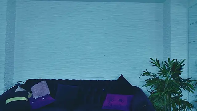 LannaSkyy online show from 04/04/26, 06:03