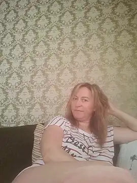 Snapshot of ChristinaYork chatting on 06/05/26, 05:01 ChristinaYork online show from 06/05/26, 05:01