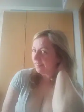 ChristinaYork online show from 05/04/26, 02:31