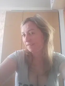 Snapshot of ChristinaYork chatting on 06/15/26, 07:19 ChristinaYork online show from 06/15/26, 07:19