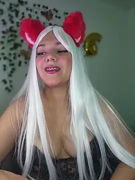 aurora bela online show from 04/17/26, 02:03