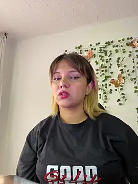 aurora bela online show from 03/24/26, 05:13