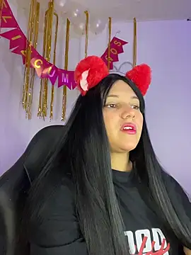 aurora bela online show from 04/01/26, 04:47