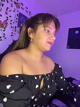 aurora bela online show from 03/05/26, 11:43