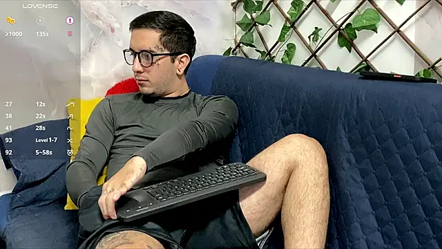 Snapshot of Doug_Master chatting on 03/01/26, 02:06 Doug Master online show from 03/01/26, 02:06