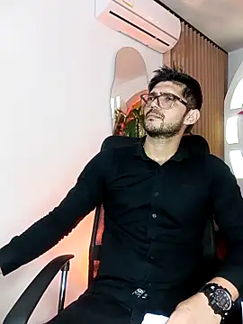 ritzabeth daniel online show from 04/11/26, 02:19