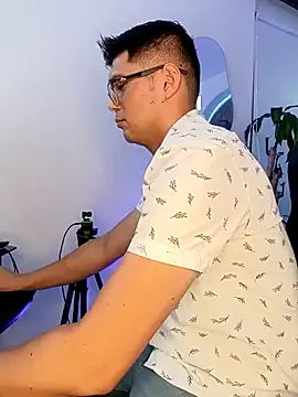 ritzabeth daniel online show from 03/05/26, 02:41