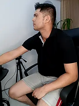 ritzabeth daniel online show from 03/12/26, 02:17