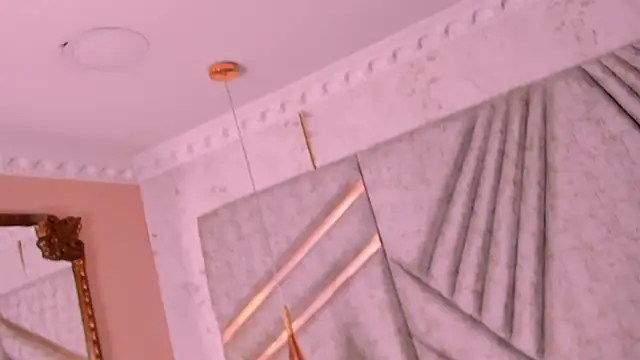 EmeelyMuller online show from 05/13/26, 04:41