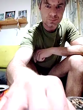 Hornybalkanmen12 online show from 05/28/26, 06:36