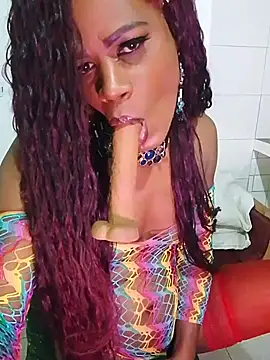 HonneyVictoria online show from 04/04/26, 12:45