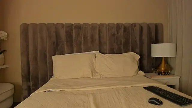 SofiBaez online show from 04/09/26, 09:54