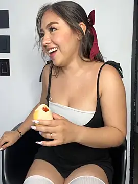 SofiBaez online show from 05/11/26, 04:04