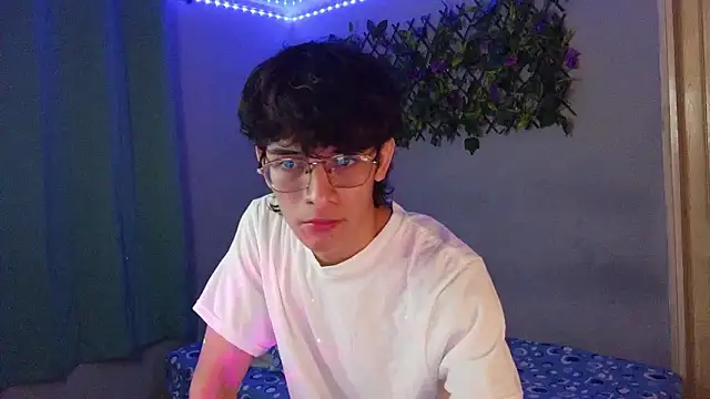 noah millerx online show from 03/15/26, 03:46