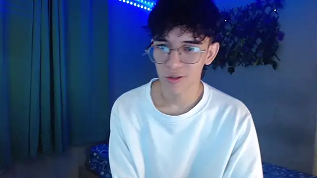 noah millerx online show from 04/15/26, 04:40