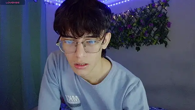 noah millerx online show from 03/31/26, 04:14