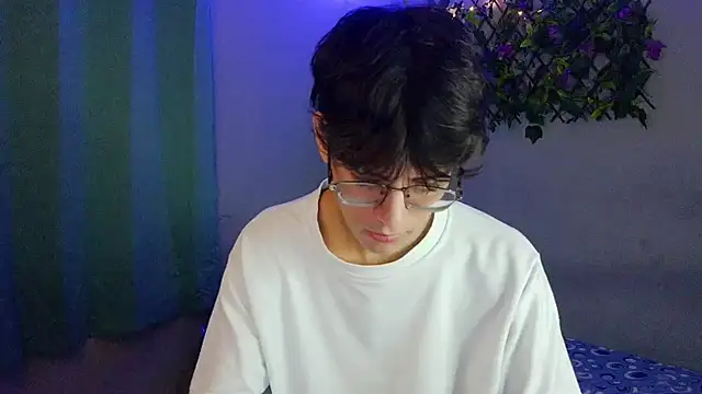 noah millerx online show from 03/28/26, 03:40