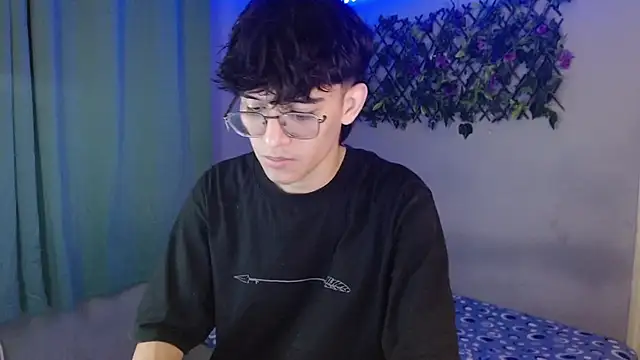 noah millerx online show from 04/13/26, 05:22