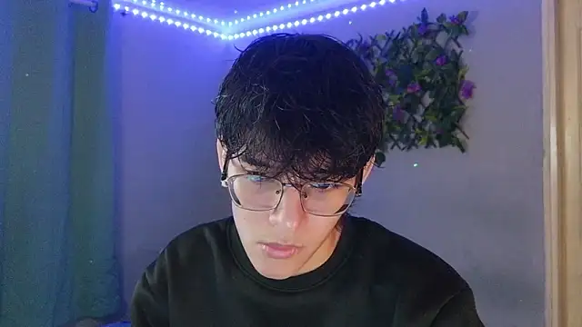 noah millerx online show from 03/19/26, 03:28