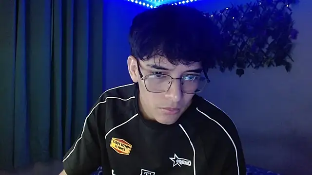 noah millerx online show from 04/10/26, 04:08