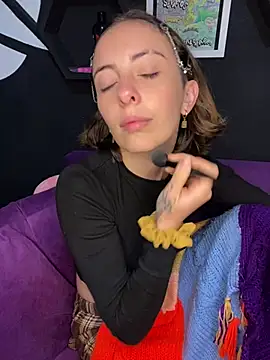 parejahot77 online show from 04/08/26, 02:35