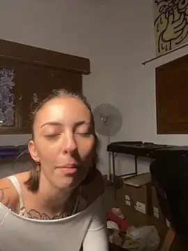 parejahot77 online show from 03/23/26, 03:17