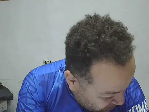 UrsoBissexualPauGrosso online show from 04/01/26, 06:05